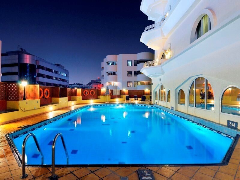 Фото Ramada by Wyndham Dubai Deira (ex. Ramada Hotel by Landmark) 4*